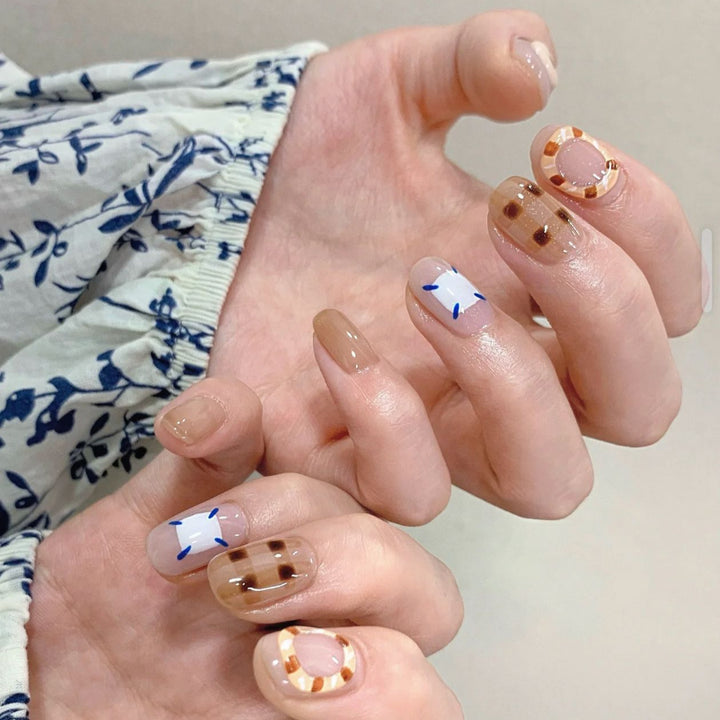 Artistic Character-Themed Press-On Nails Bowlift