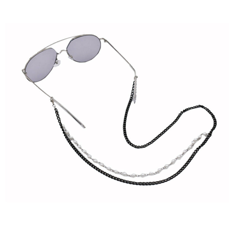 Elegant Pearl-Embellished Eyewear Chain Bowlift