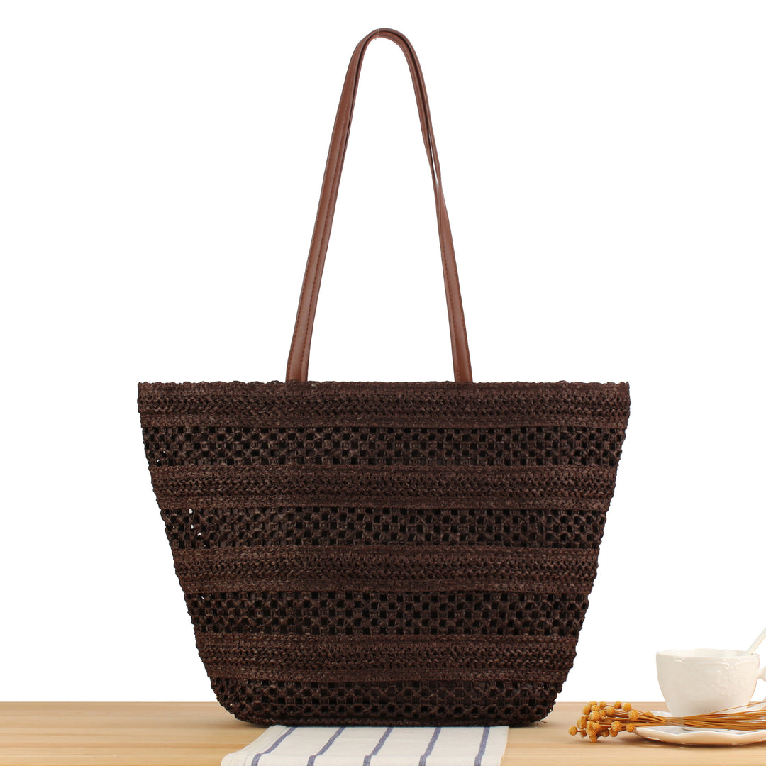 Basket bag with elegant straw construction Bowlift