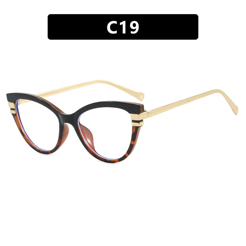Ladies Cat-Eye Sunglasses with Elegant Plastic Frame and Golden Accents Bowlift