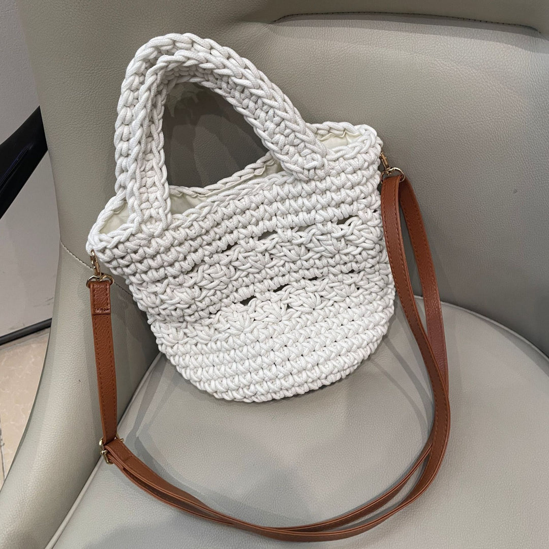 Fashionable handbag with stylish structure pattern Bowlift