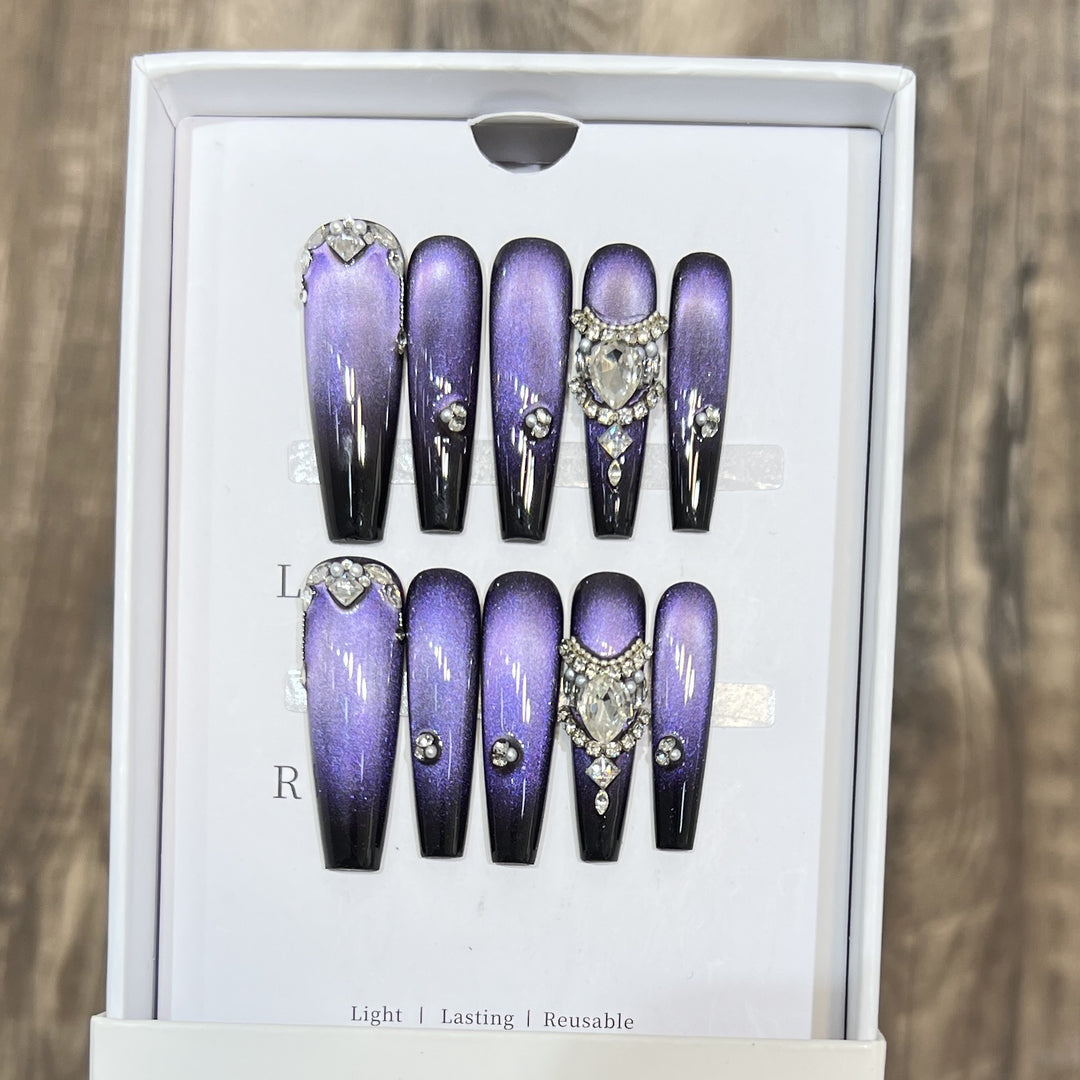Decorative Press-On Nail Art Set with Gemstone Accents Bowlift