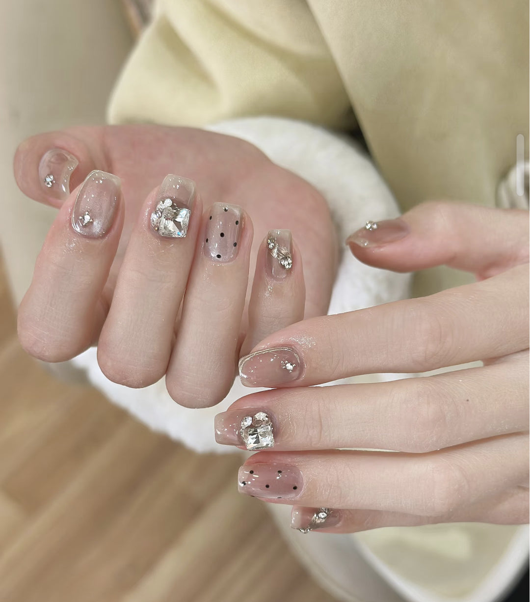 Cute Bear-Themed Press-On Nail Set Bowlift
