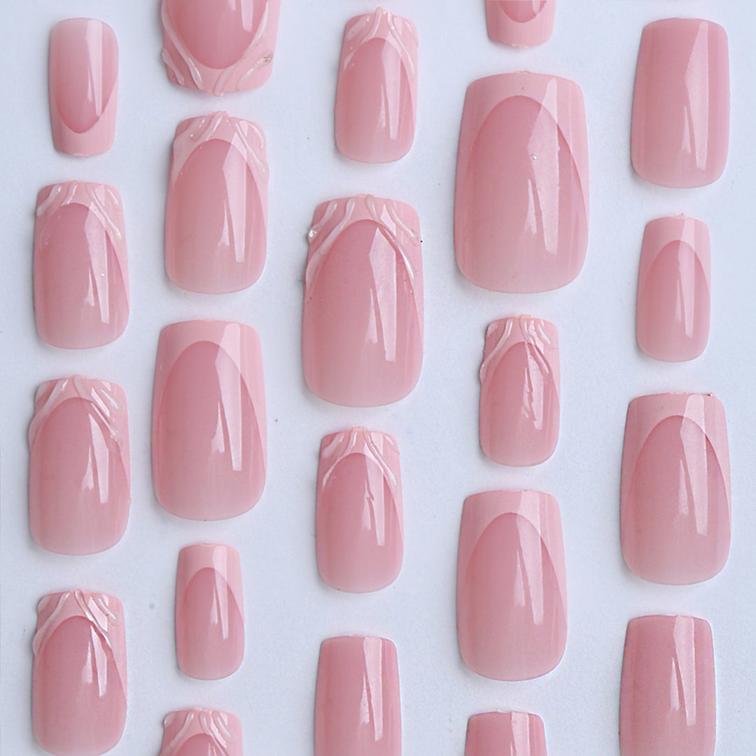 Artificial nails with elegant tip accents Bowlift