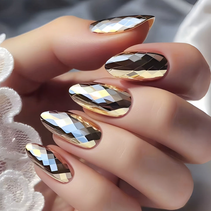 High-quality nail art Bowlift