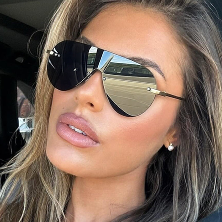 Ladies Oversized Sunglasses in Modern Aviator Style Bowlift