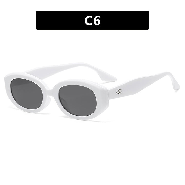 Women's fashionable sunglasses in elegant playful design Bowlift