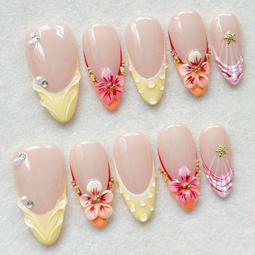Stunning Floral Design Press-On Nail Set Bowlift