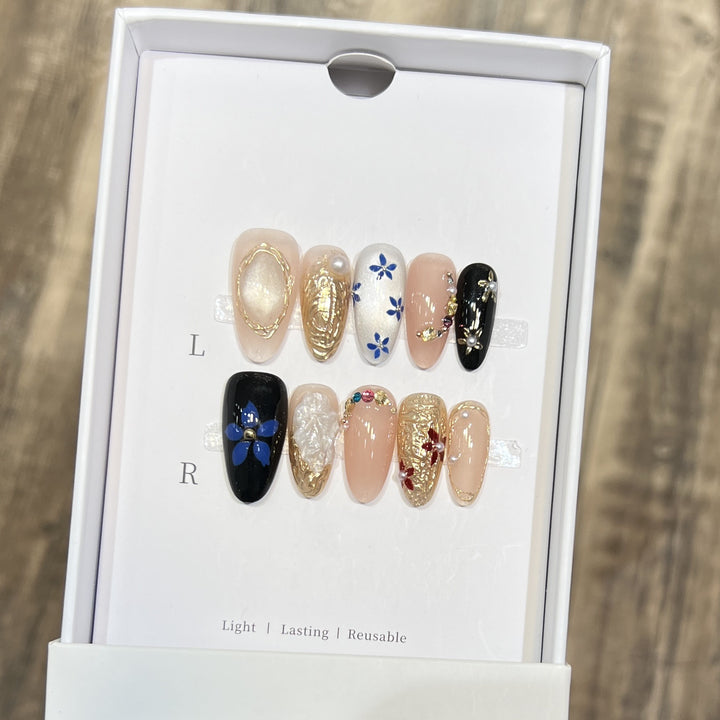 Decorative Floral Stiletto Press-On Nail Set Bowlift