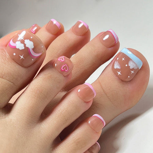 Artful toenail art with heart and cloud motifs Bowlift