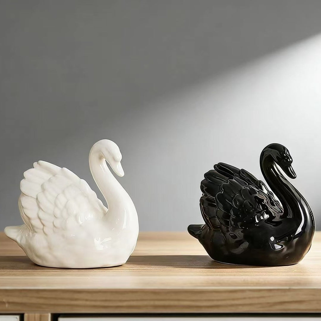 Elegant ceramic swan figure Bowlift