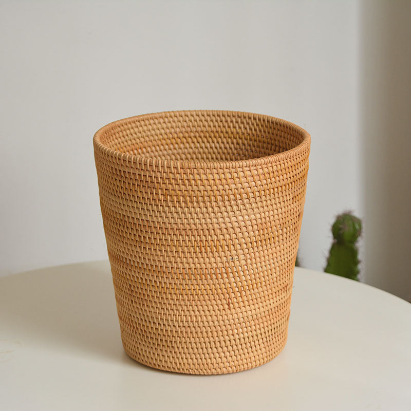 Women Elegant hand-woven basket with practical handles Bowlift