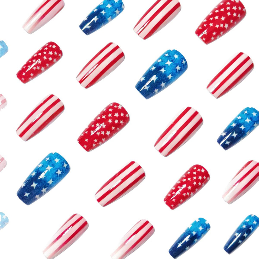 Artificial Nails in Patriotic Stars and Stripes Design Bowlift