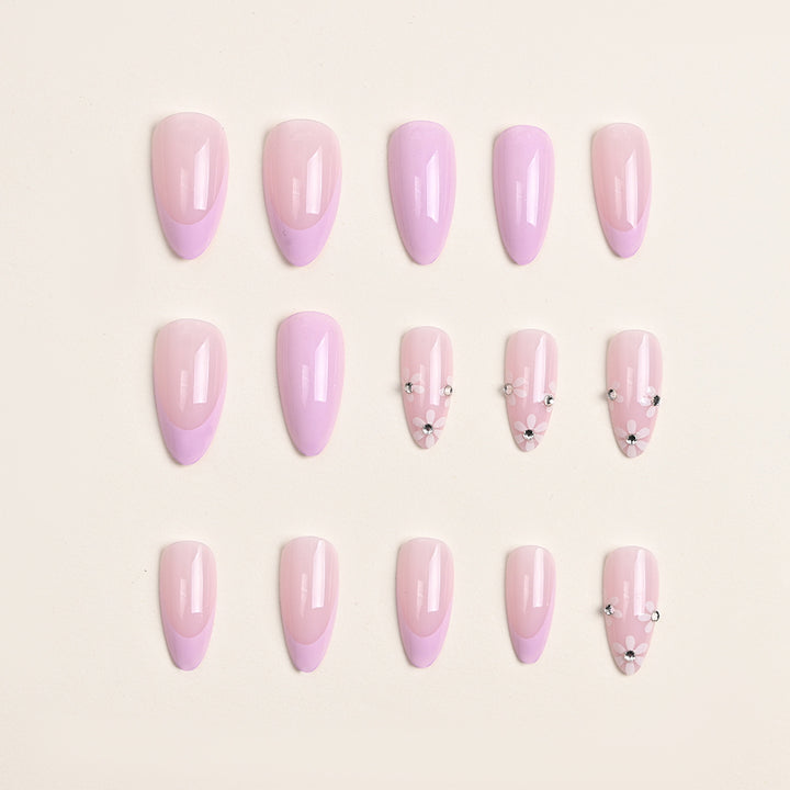 Decorative Floral Press-On Nails Bowlift