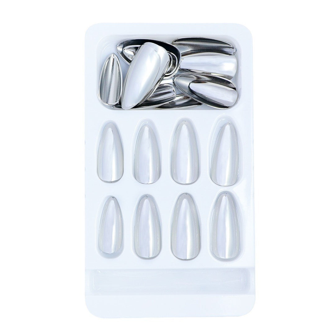 Elegant Mirror Finish Press-On Nail Set Bowlift