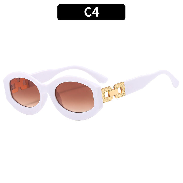 Oversized Cat-Eye Sunglasses with Elegant Gold Accents
