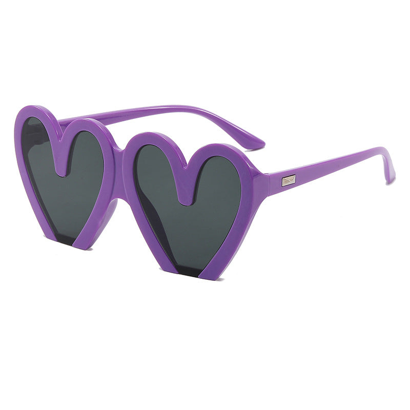 Women's Heart-Shaped Sunglasses with Striking Design Bowlift