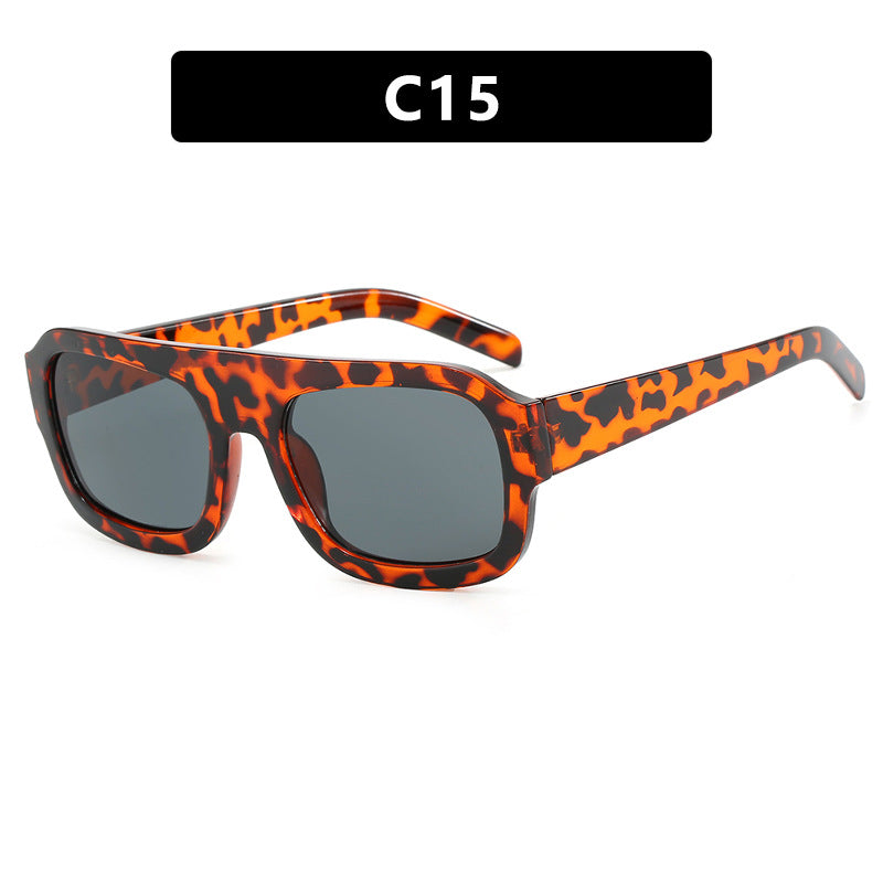 Ladies fashionable sunglasses in protective oversized format Bowlift