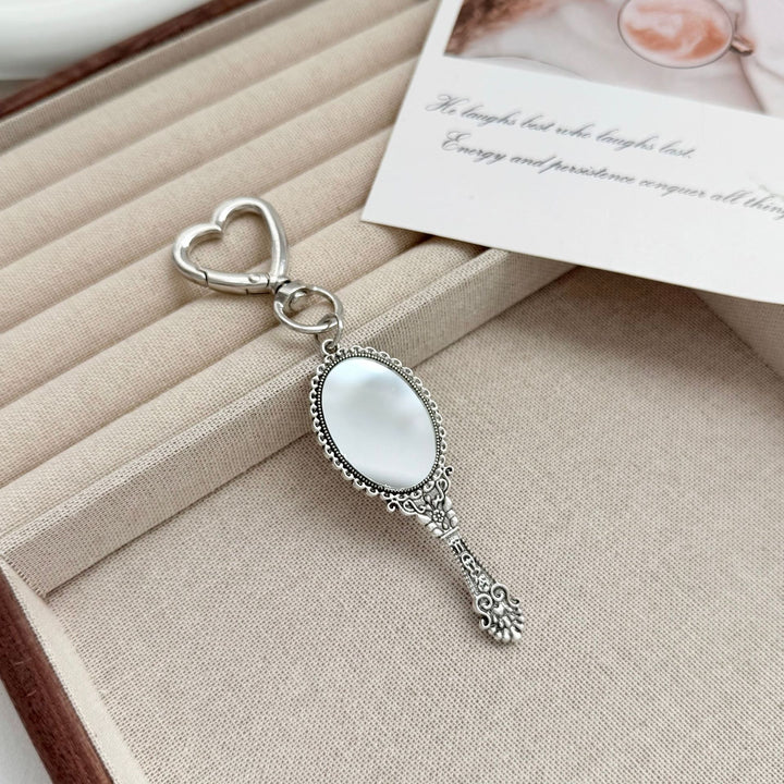 Vintage-Style Compact Mirror Keychain Bowlift