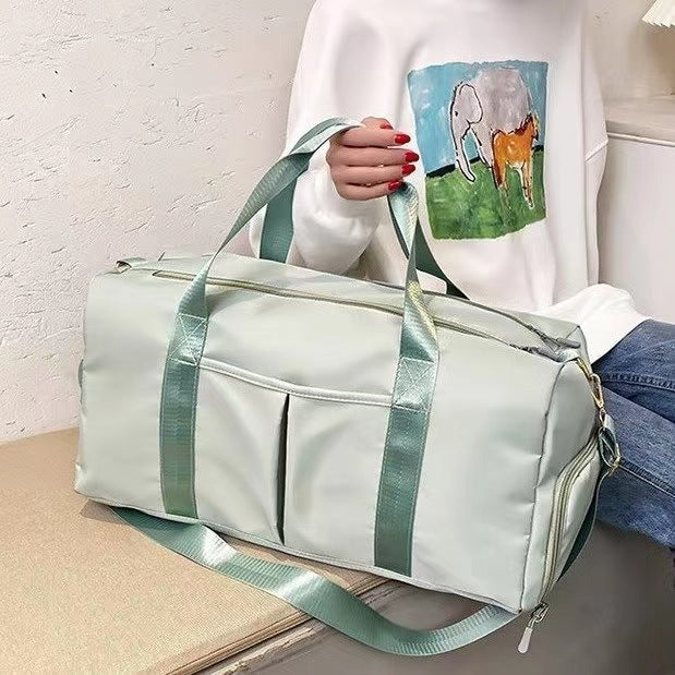 Sporty Travel Bag Bowlift