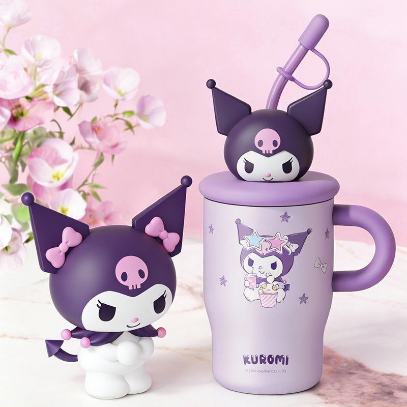 Ladies drinking cup with creative lid and straw Bowlift