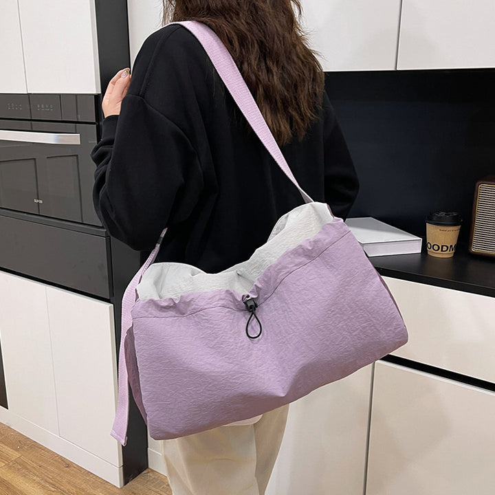 Practical Sports Travel Bag with Adjustable Shoulder Strap Bowlift