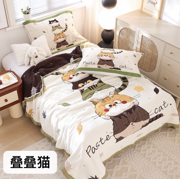 Women's bedspread with cute animal and fairy tale motif Bowlift