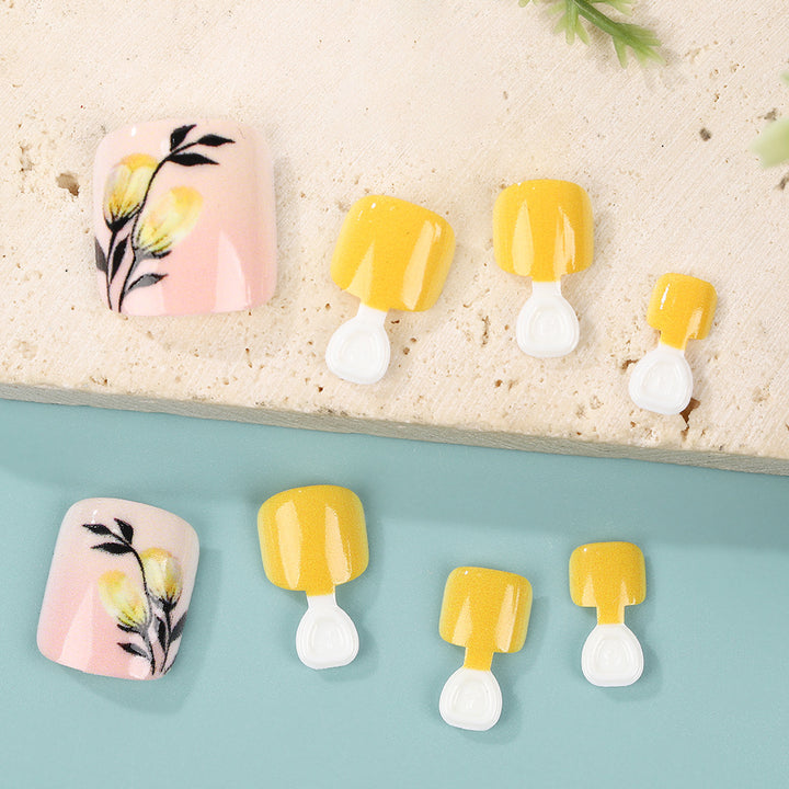 Artificial nails in floral design with accessories Bowlift