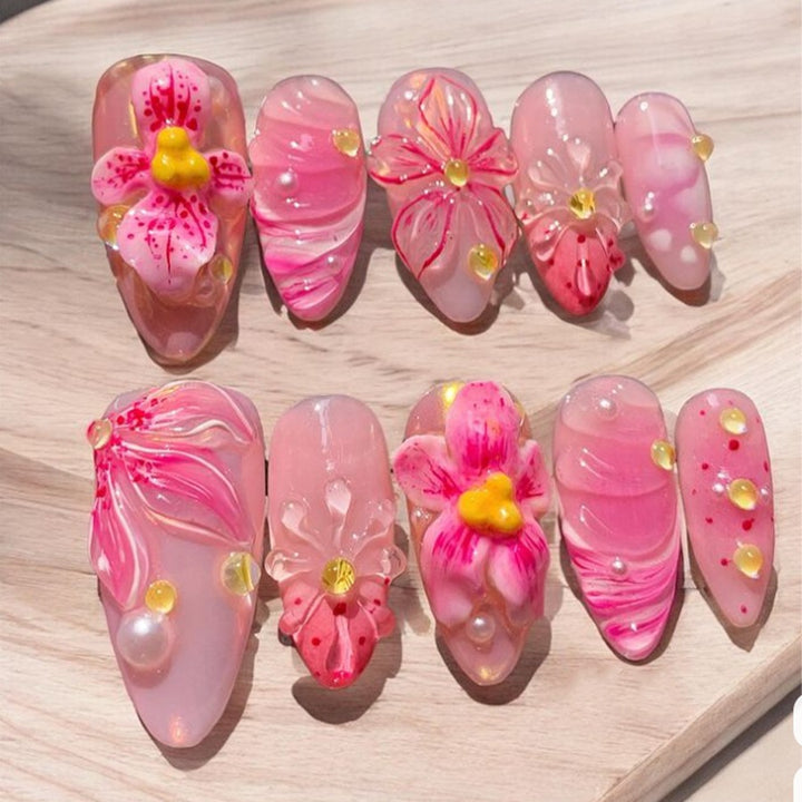 Elegant Floral Press-On Nail Set Bowlift