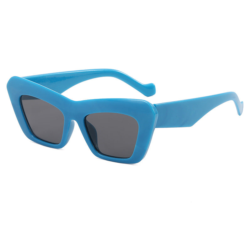 Women's fashionable oversized sunglasses with angular frame Bowlift