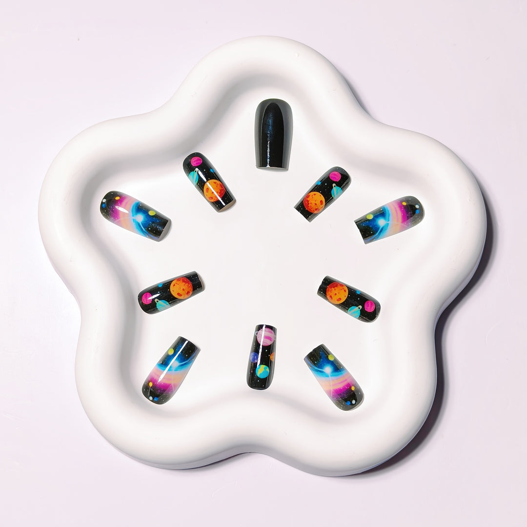 Artificial nails with Galactic Planet design Bowlift