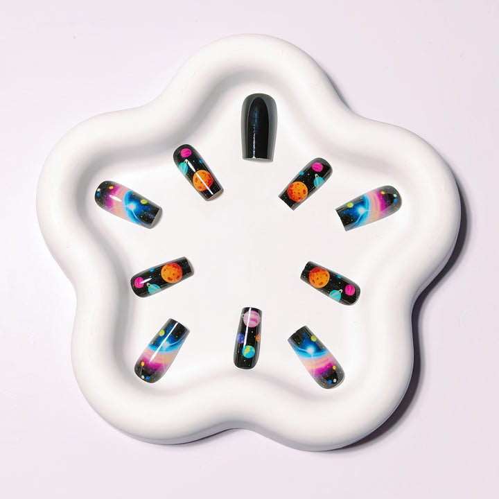 Celestial-Themed Nail Art Bowlift