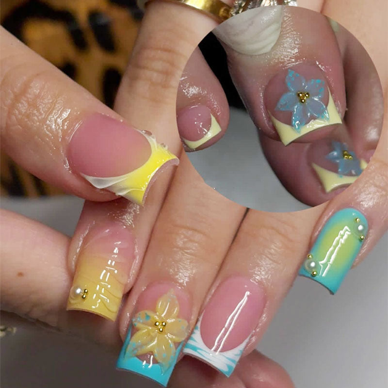High-Quality Floral Design Press-On Nail Set Bowlift