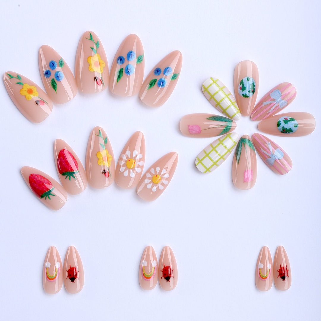 Creative Nail Art Bowlift