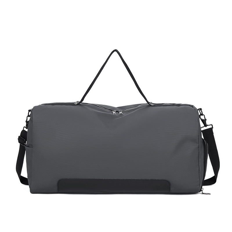 Sporty travel bag with generous storage space and versatile carrying system Bowlift