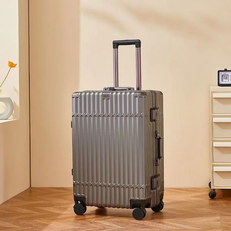 Durable Hardshell Travel Luggage Bowlift