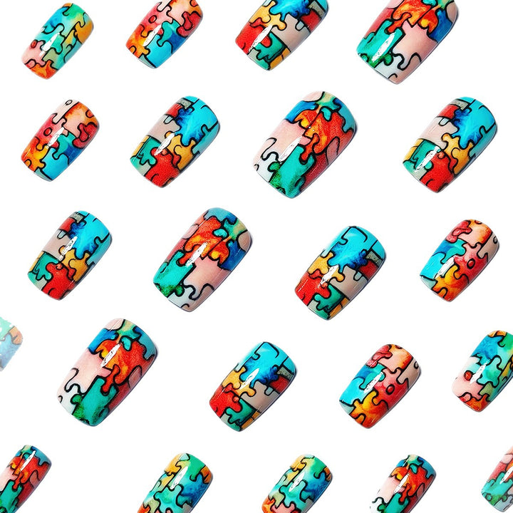 Puzzle-Themed Nail Art Bowlift