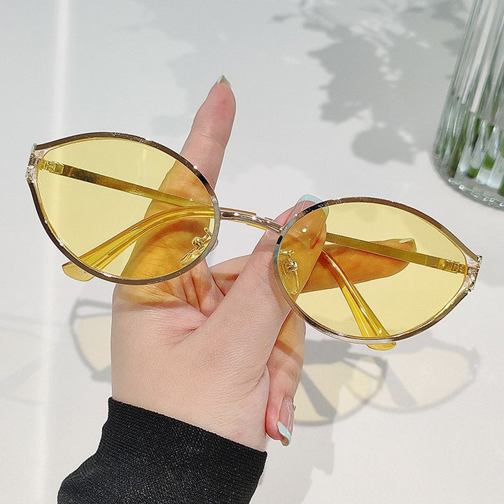 Stylish Cat Eye Sunglasses