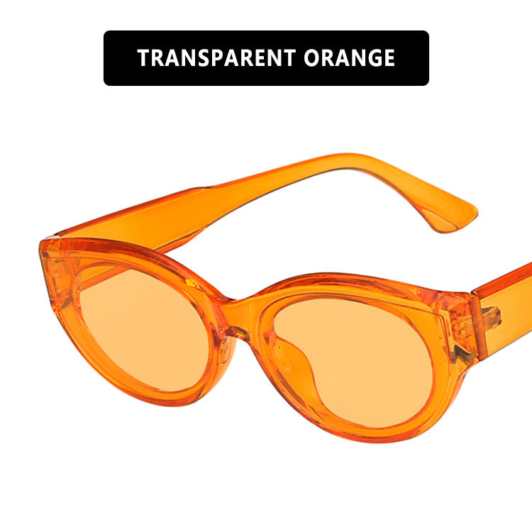Women Cat-Eye Sunglasses with stylish leopard pattern and UV protection Bowlift