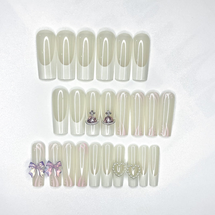 Glamorous 3D Decorated Nail Extensions Bowlift