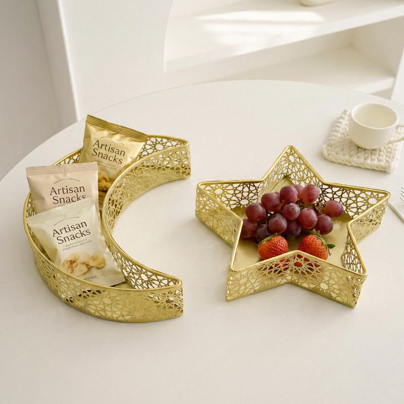 Elegant metal candle holder Bowlift