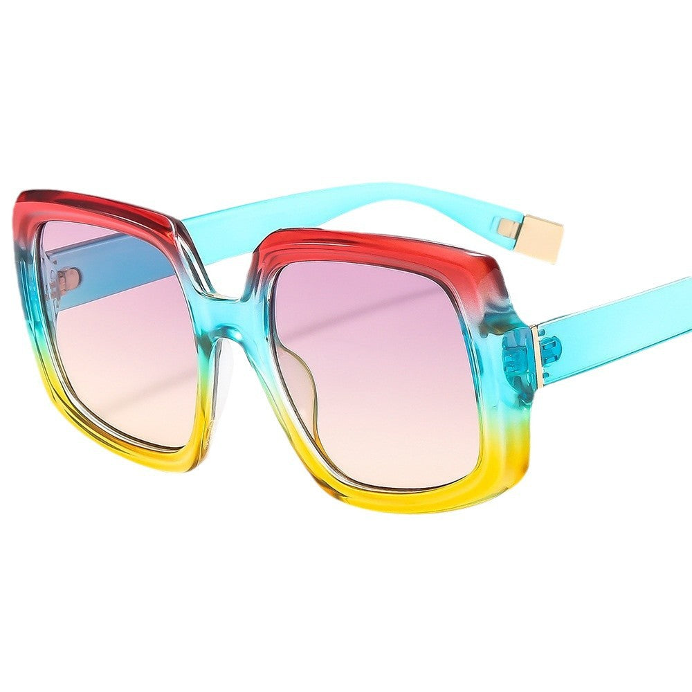 Ladies fashionable sunglasses with striking square frame design Bowlift