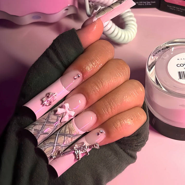Glamorous 3D Decorative Nail Art Extensions Bowlift
