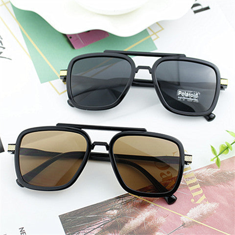 Ladies modern sunglasses with square frame Bowlift