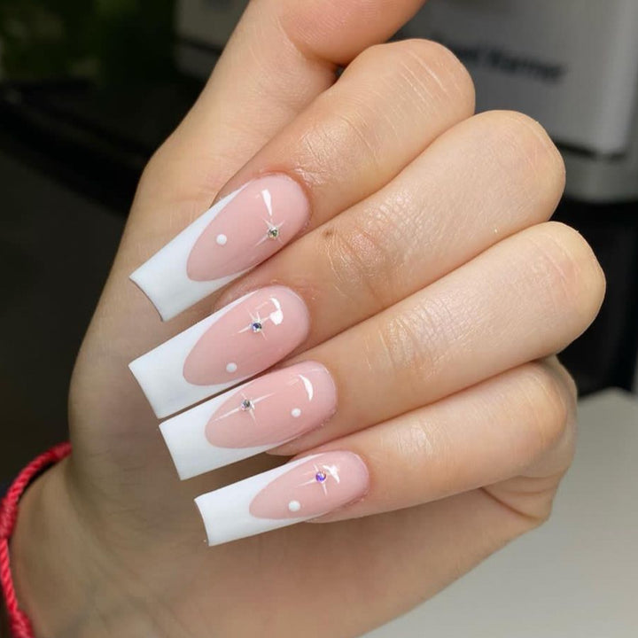 Decorative Stiletto Nail Art Extensions Bowlift