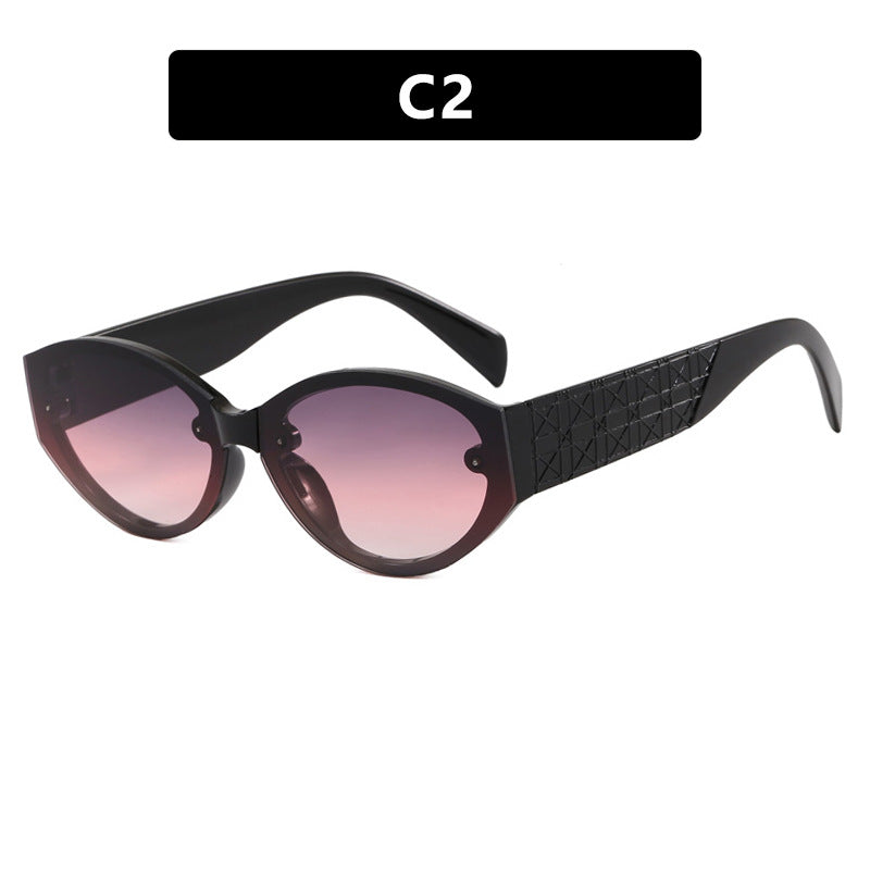 Ladies extravagant Cat-Eye sunglasses with textured frame Bowlift