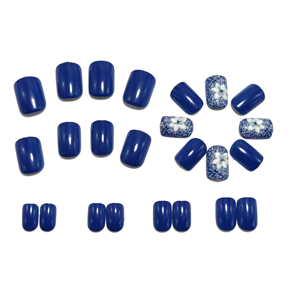 Artificial nails with floral 3D design and glitter effects Bowlift