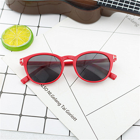 Women fashion sunglasses with elegant, round design Bowlift