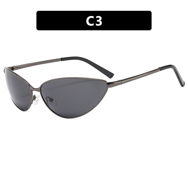 Women's Cat-Eye Sunglasses with Fashionable Metal Frame Bowlift