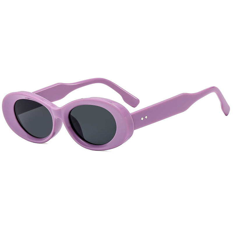 Women's fashionable sunglasses in elegant retro style Bowlift